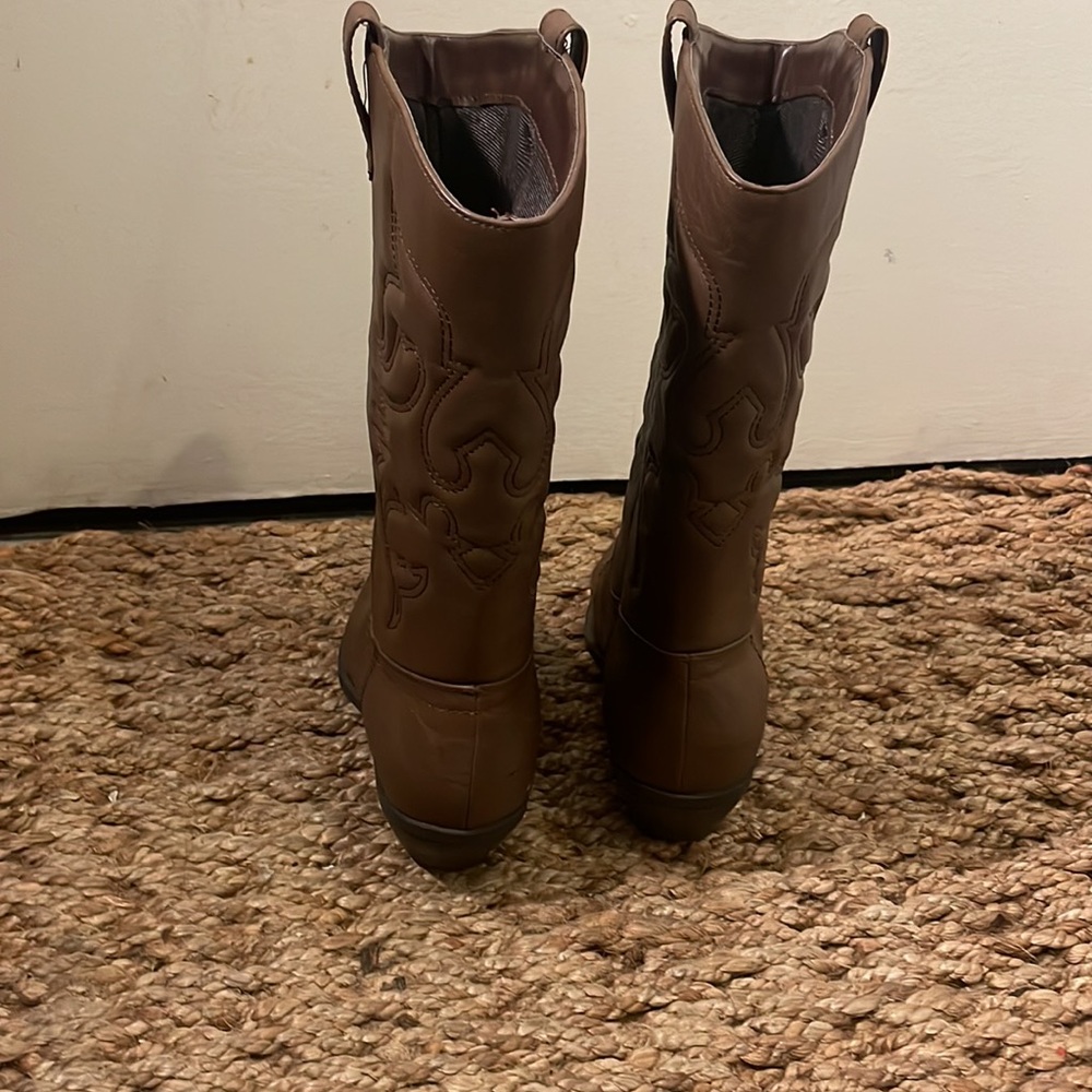 Cowgirl boots size 9 from soda - Picture 2 of 7